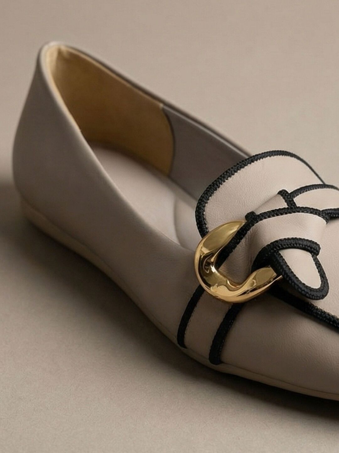Sidra Loafers