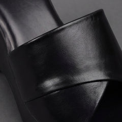 Layla Wedges