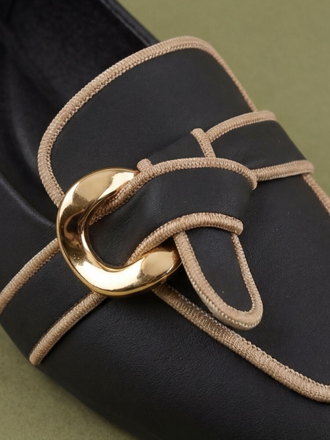 Sidra Loafers