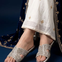 Mehnoor Flats