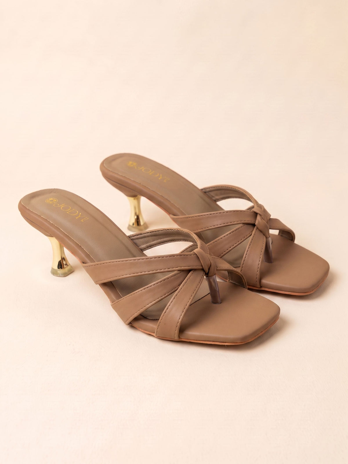 Klara Heels