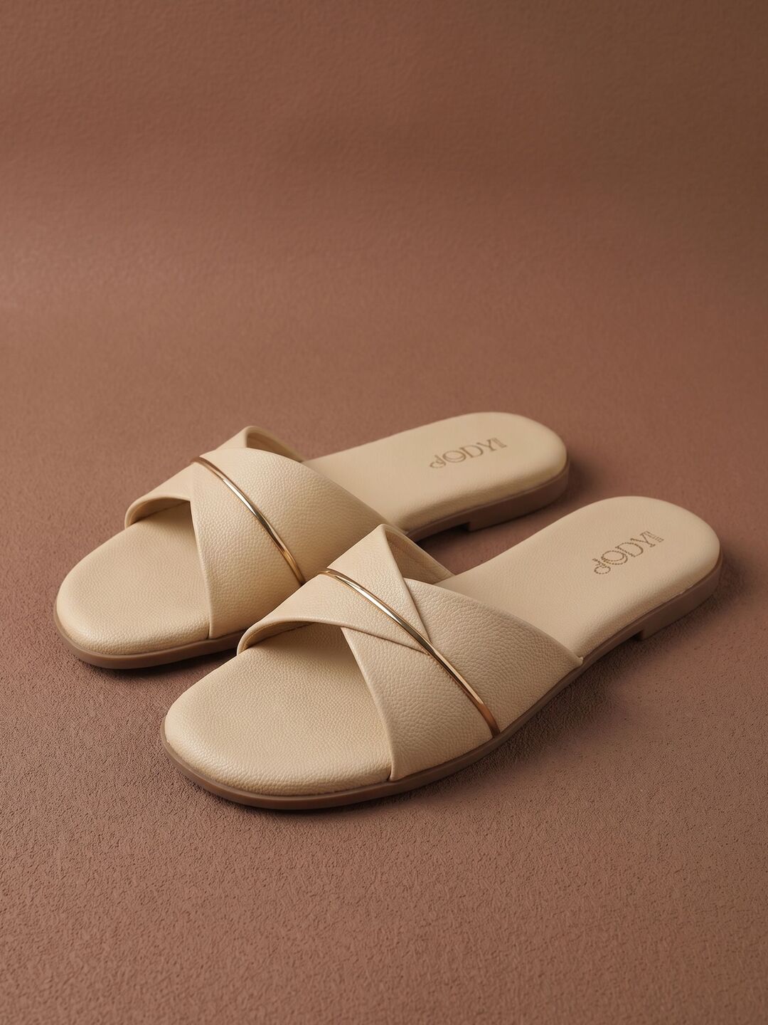Lana flats