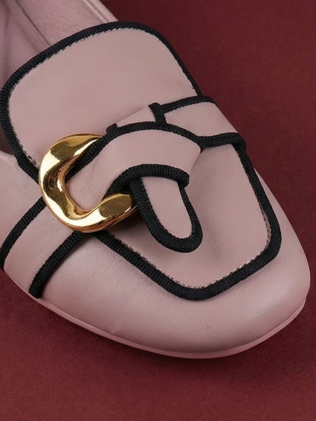 Sidra Loafers