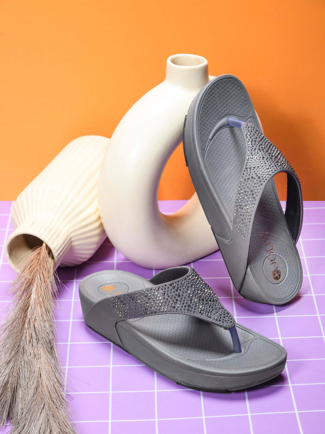 Lightweight Slippers