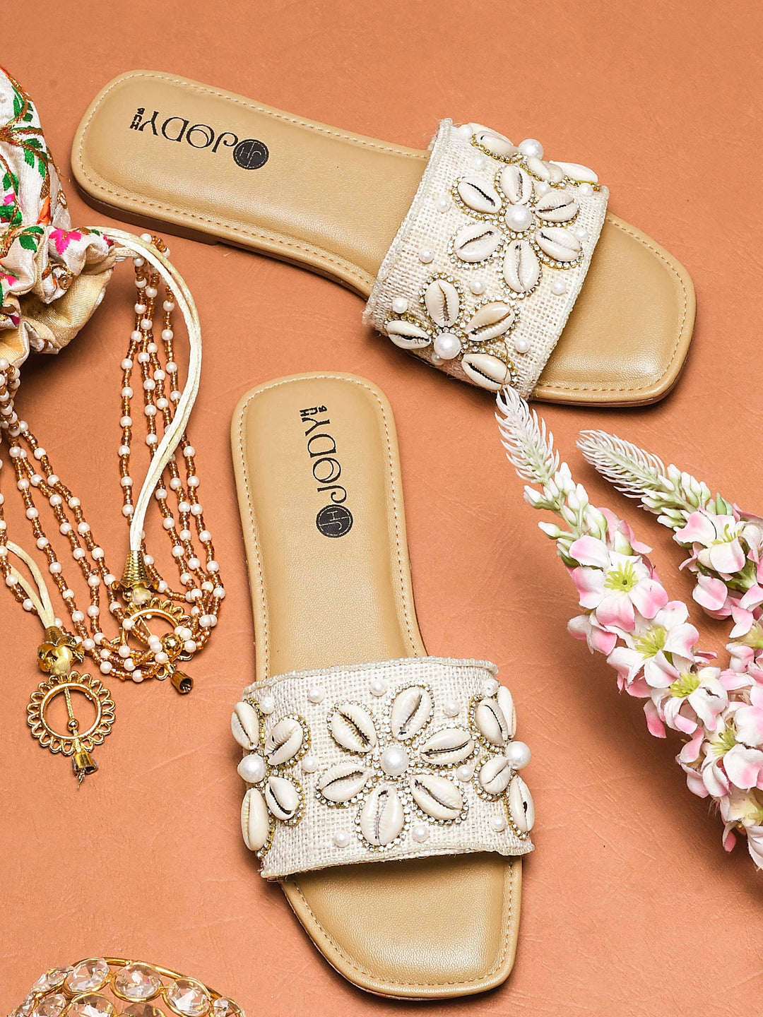 Pearl Flats