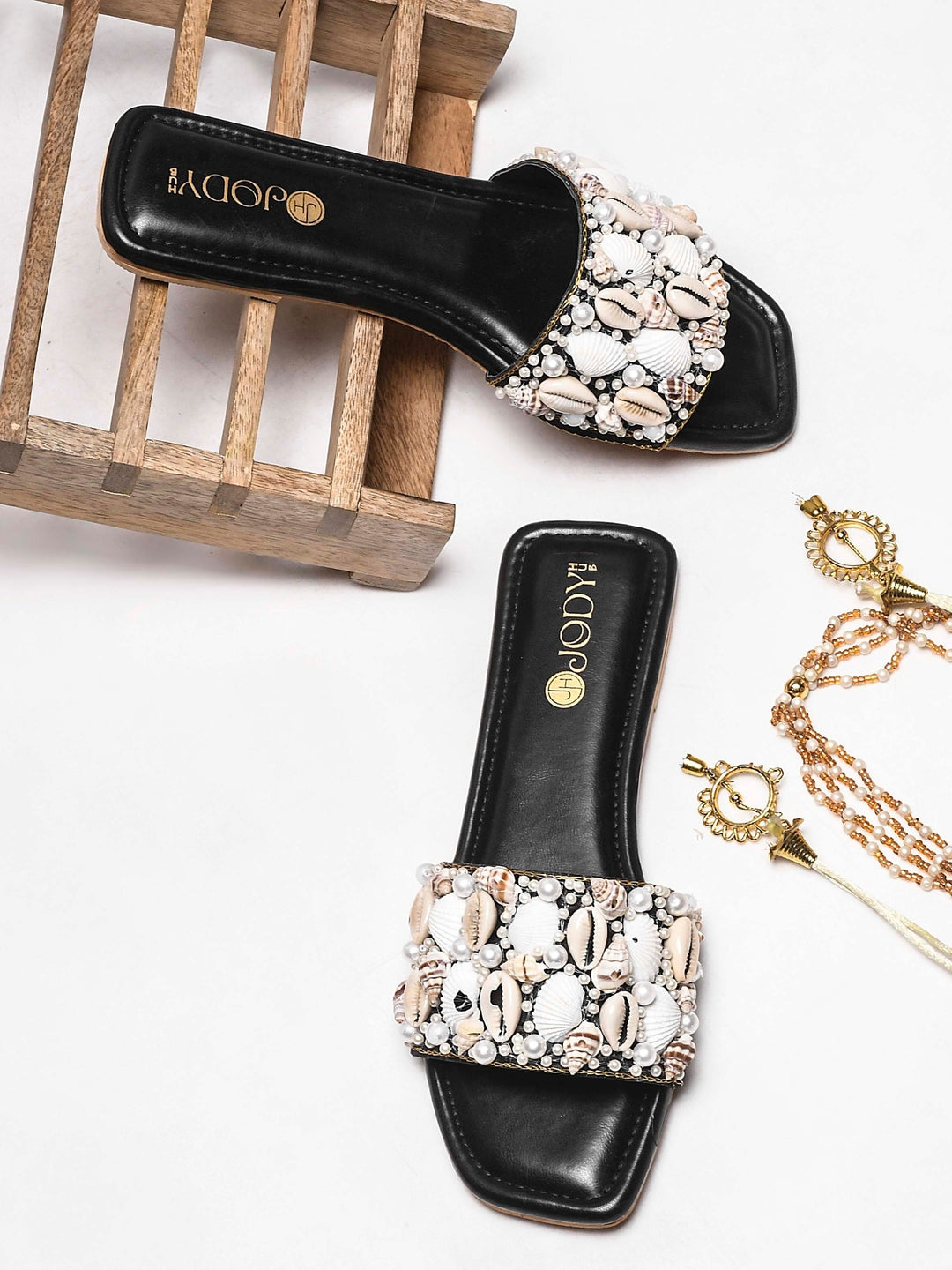 Pearl Flats