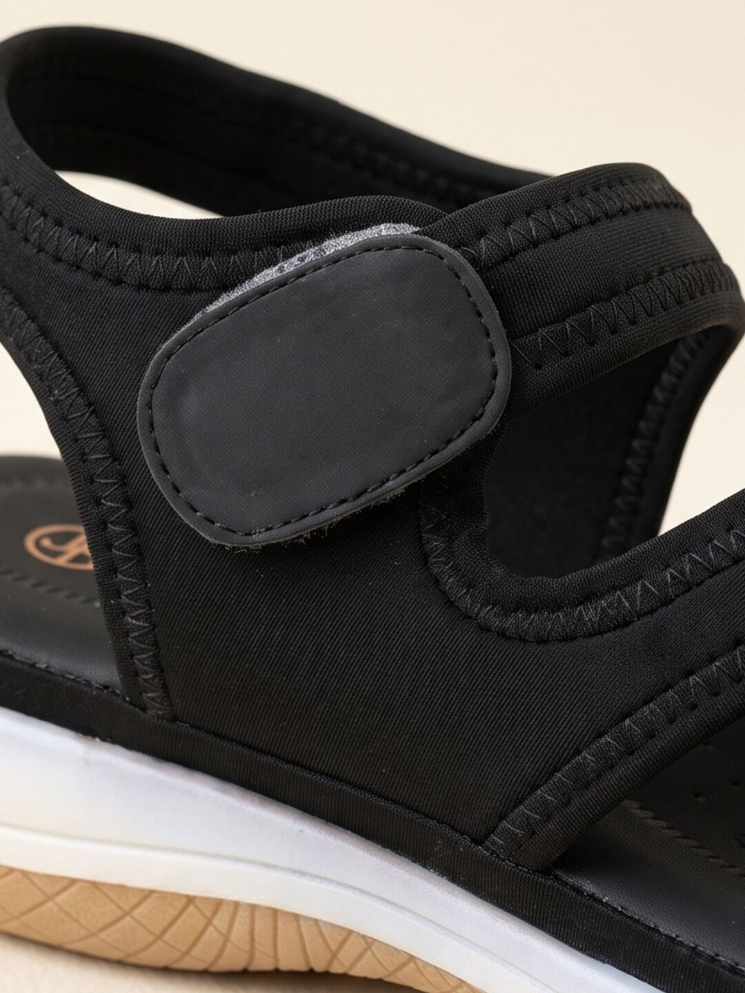 Vexo Sandals