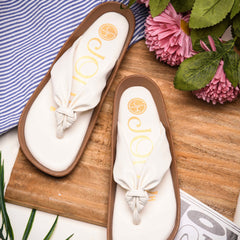 Daisy Flats