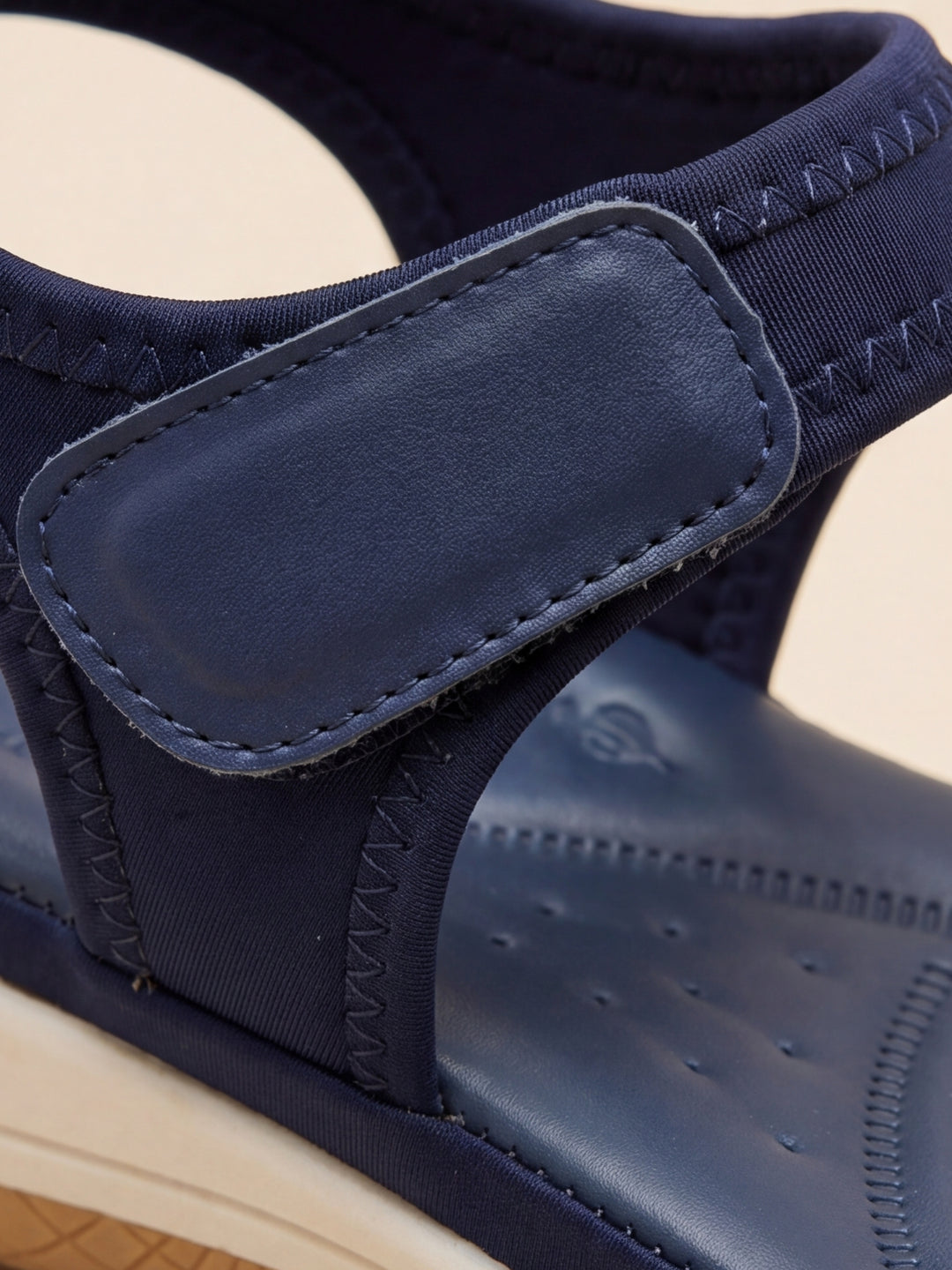 Aira Sandals