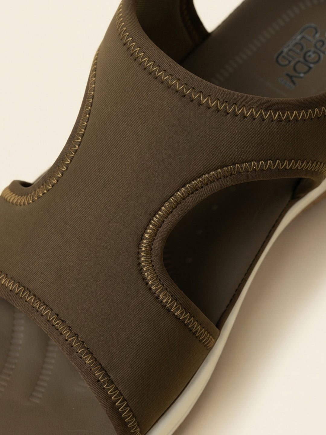 Aven Sandals