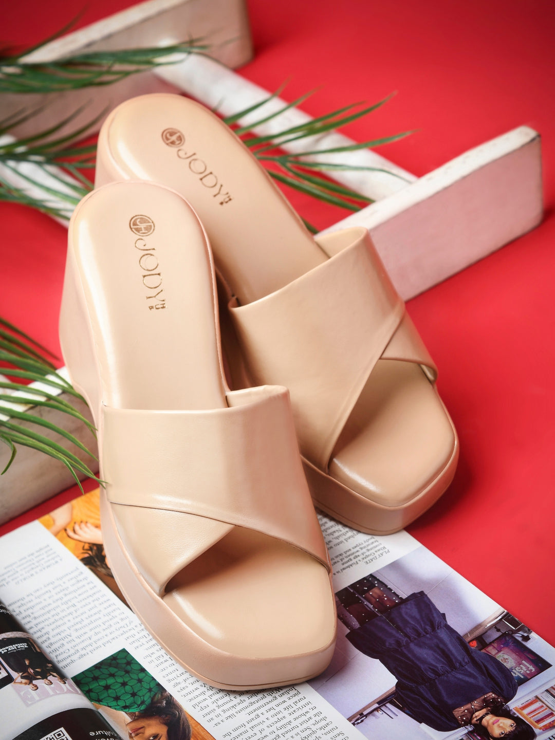 Layla Wedges