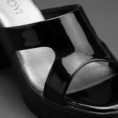Vanta Heels