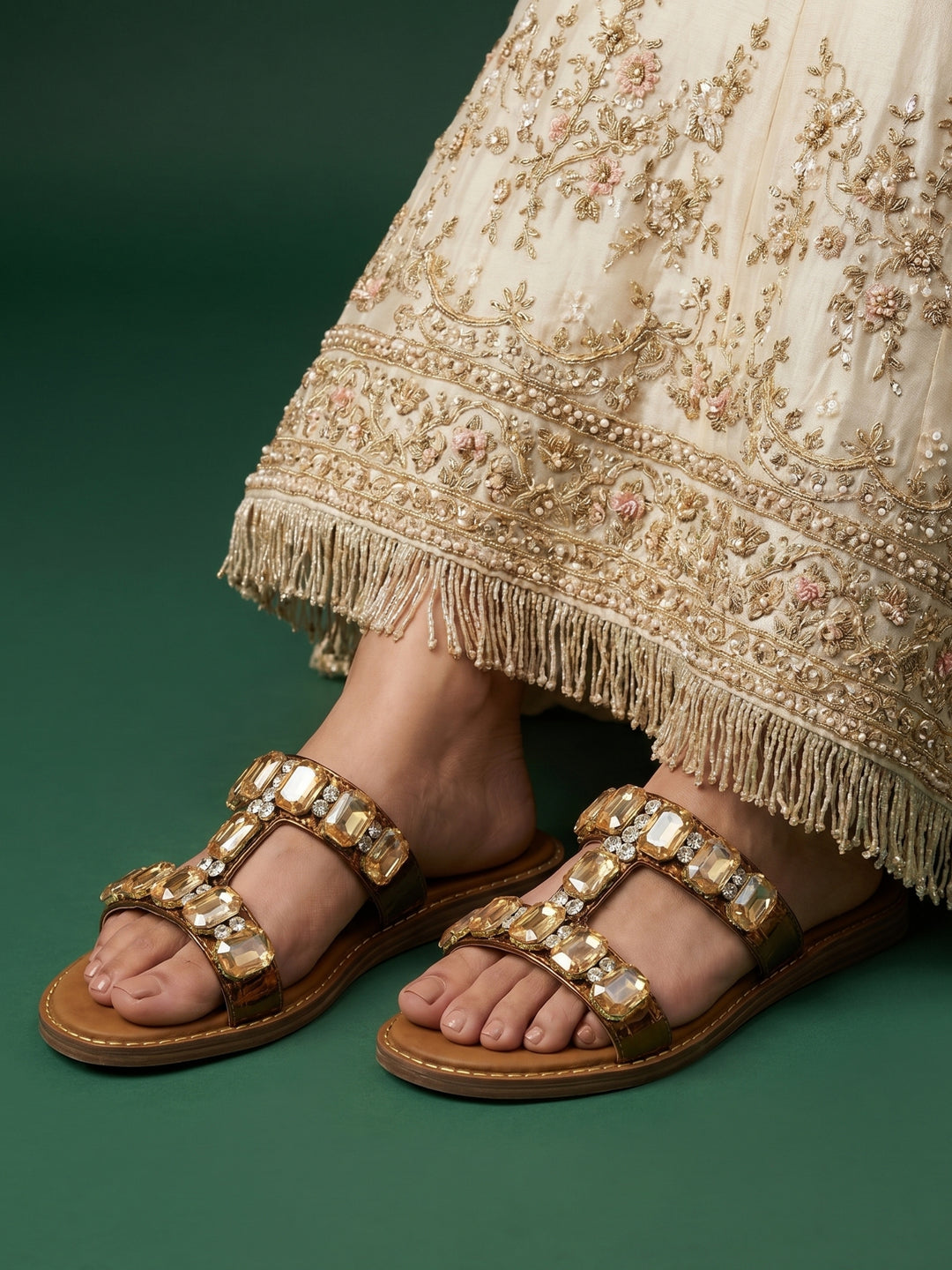 Amaira Flats