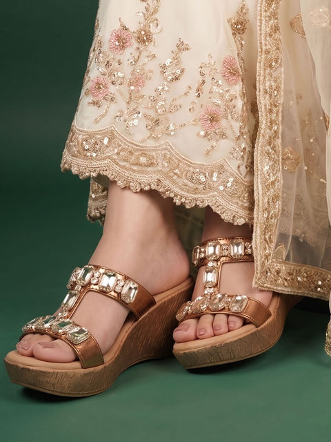 Inaya Heels
