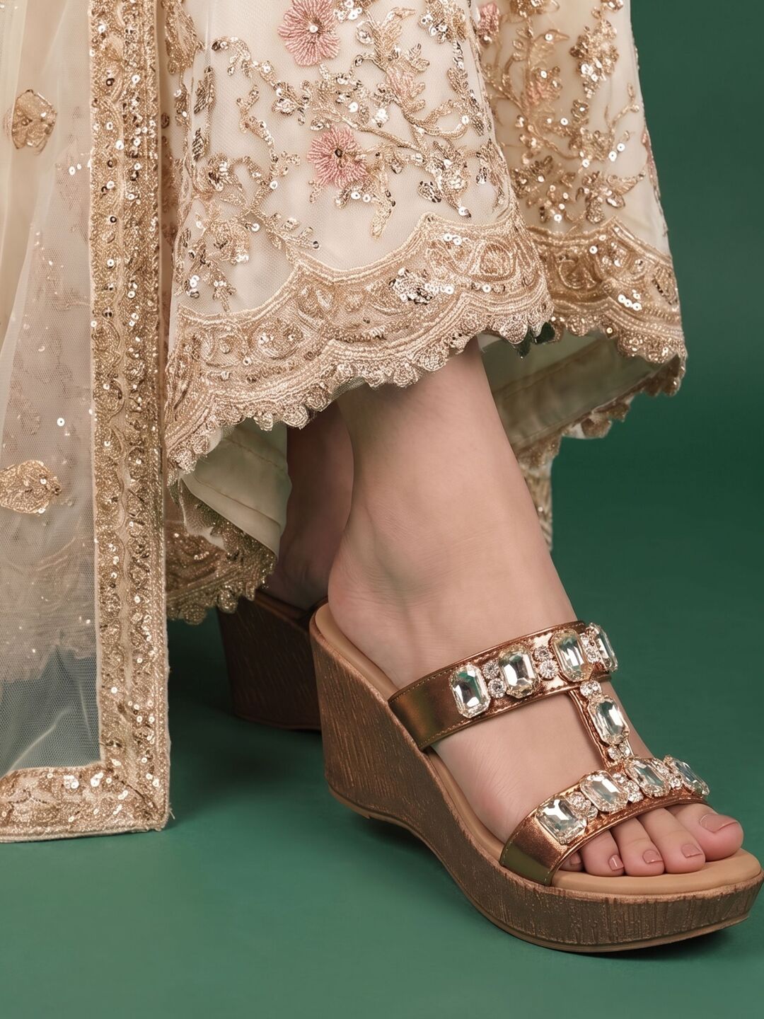 Inaya Heels
