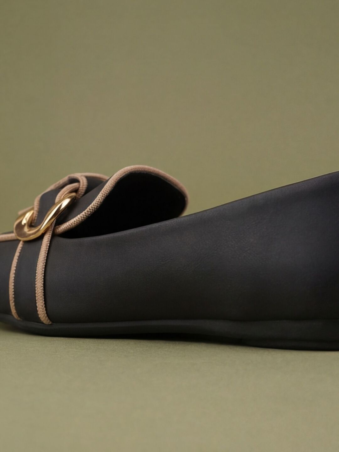 Sidra Loafers