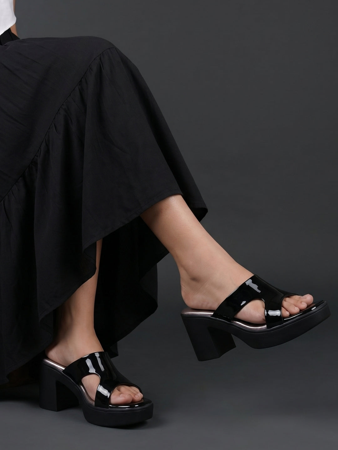 Vanta Heels