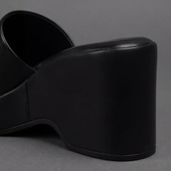 Layla Wedges
