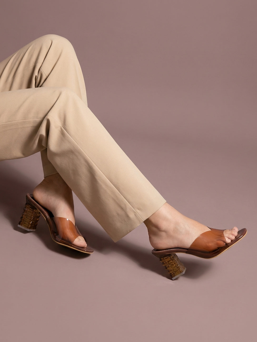 Vitra  Heels