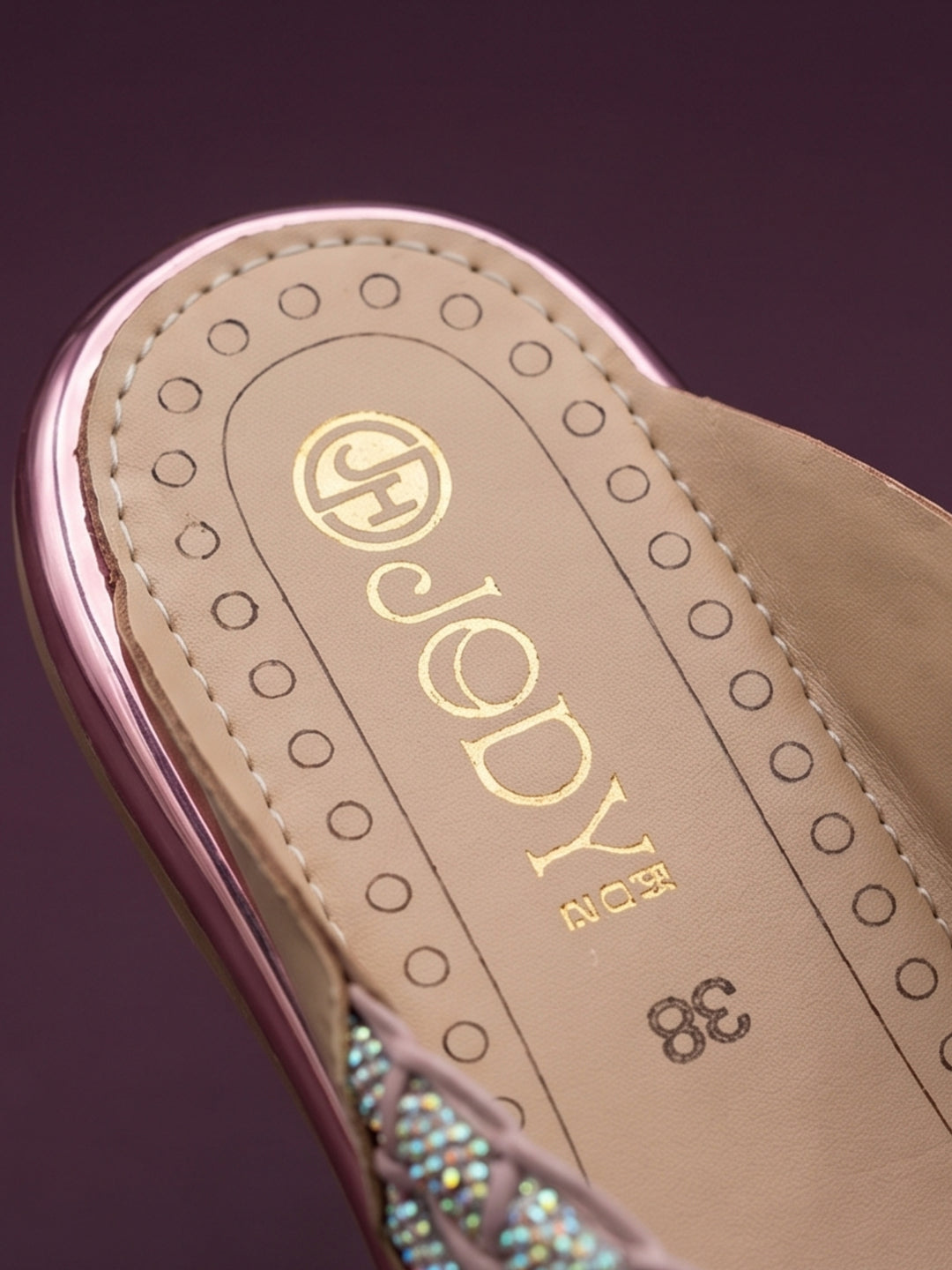 Naira Flats