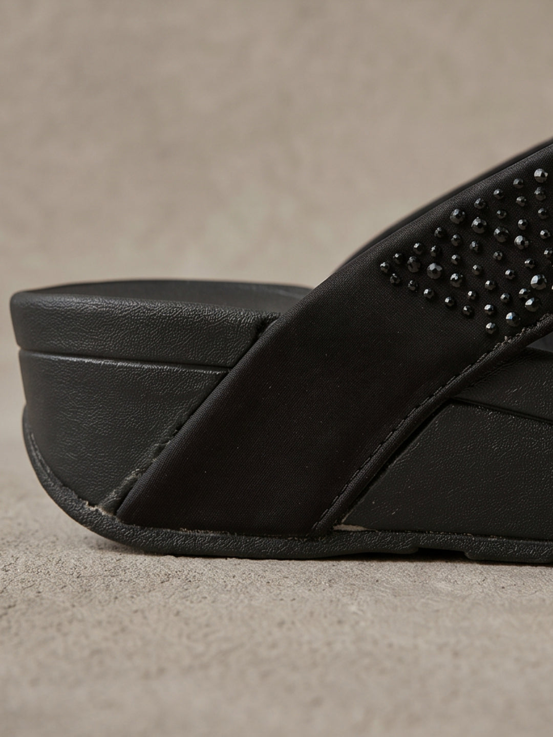 Aira Sandals