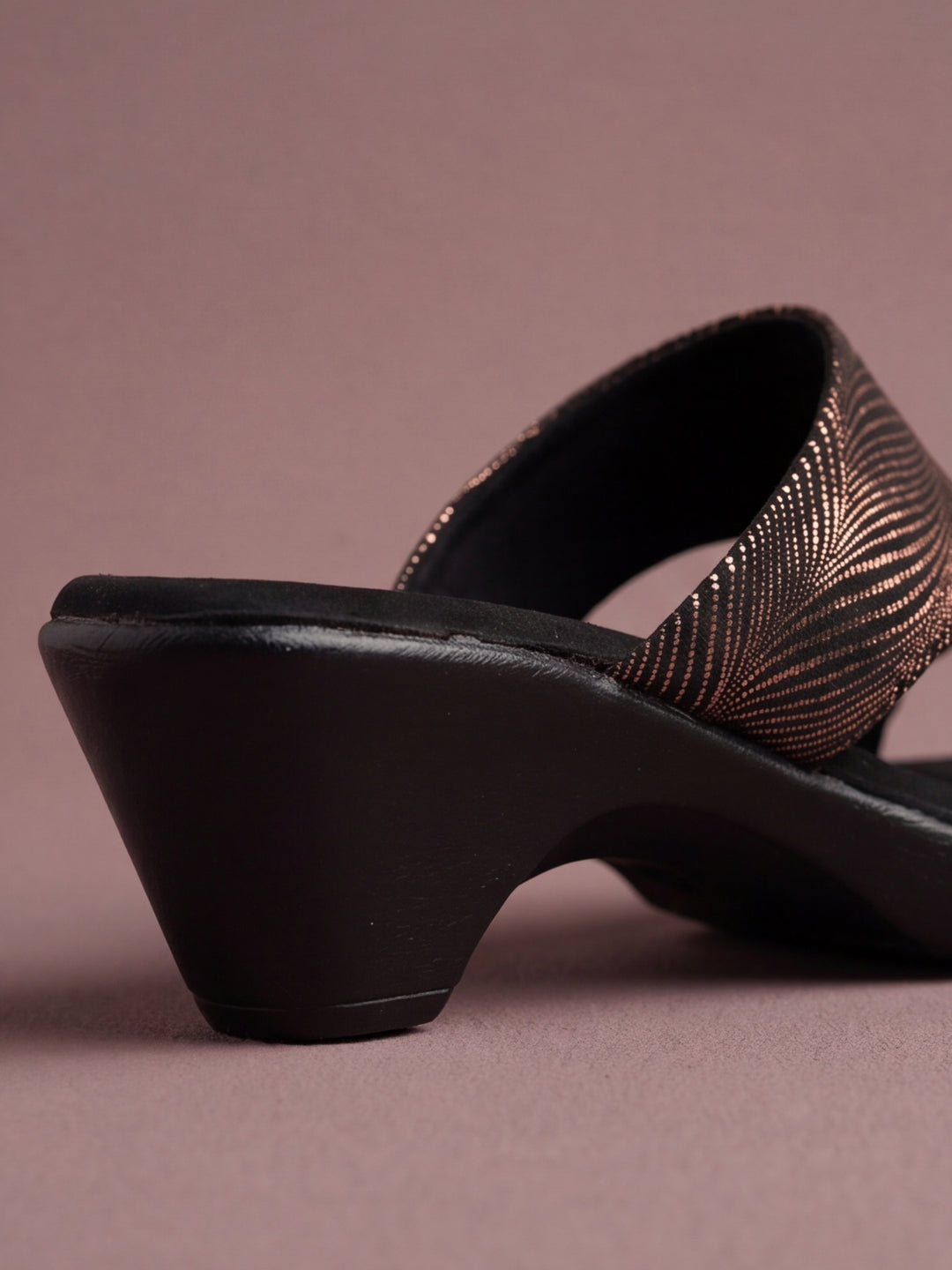 Nayra Sandals
