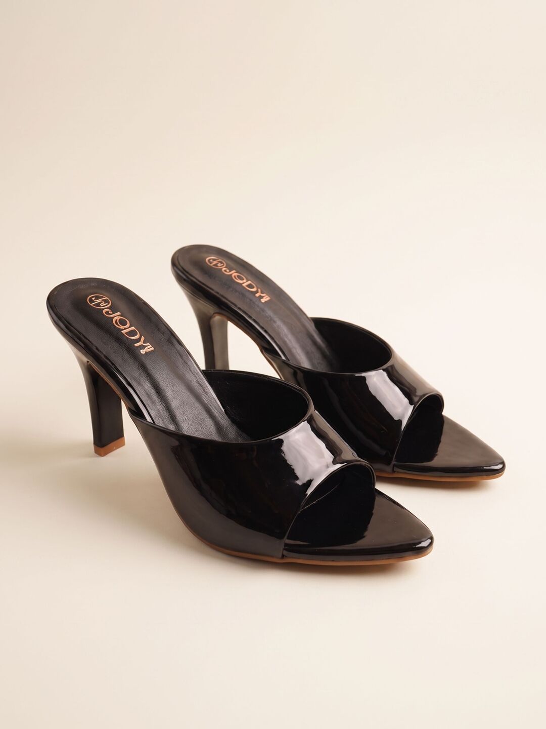 Maven Heels