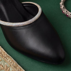 Zeenat Heels