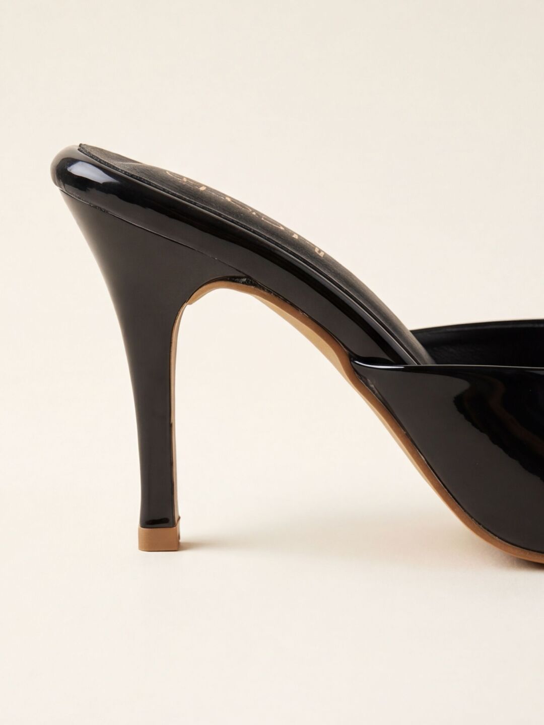 Maven Heels