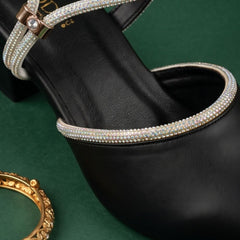 Zeenat Heels