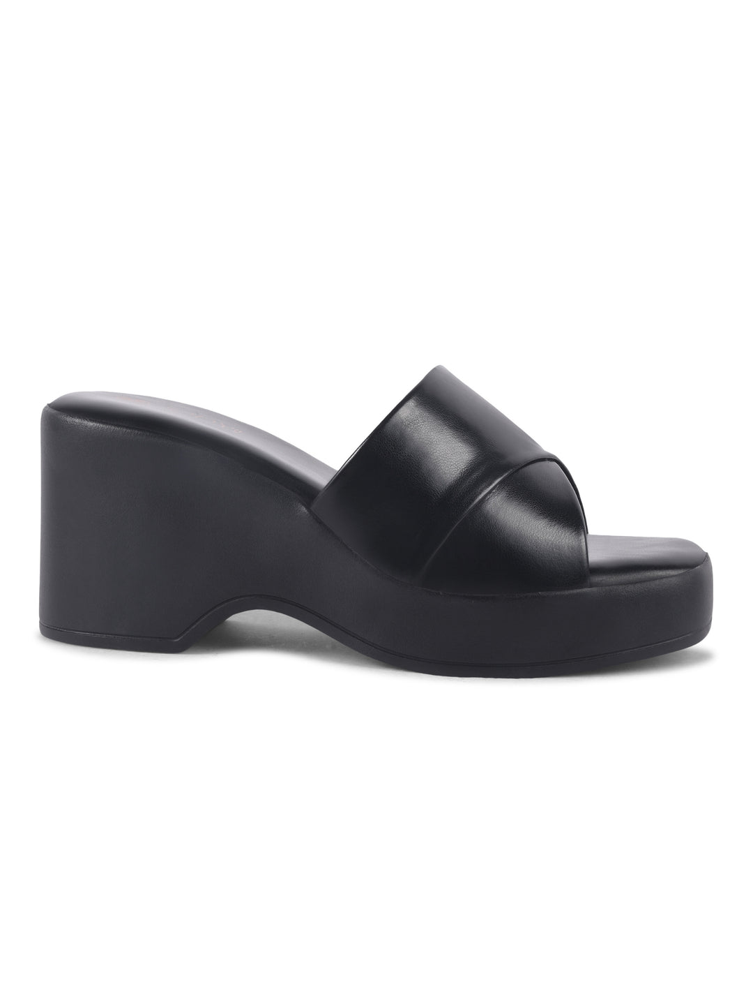 Layla Wedges