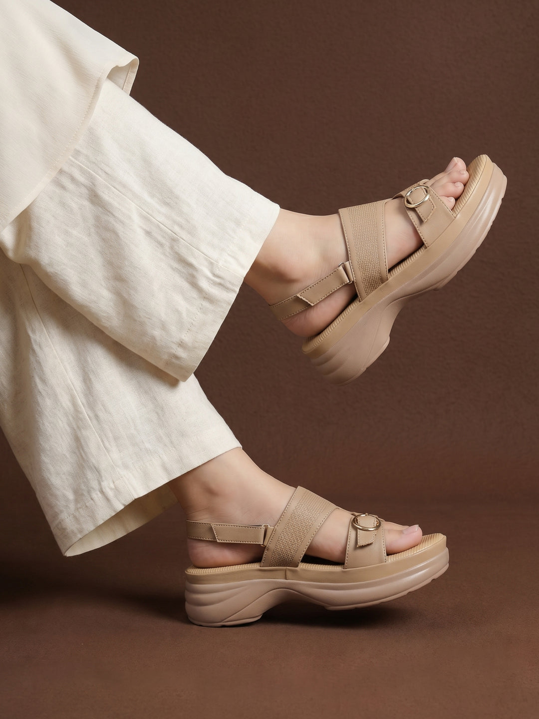 Dakota Sandals