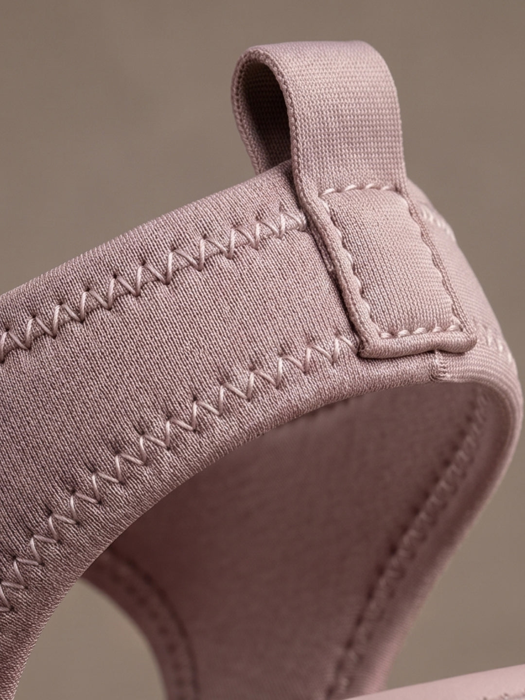 Aven Sandals