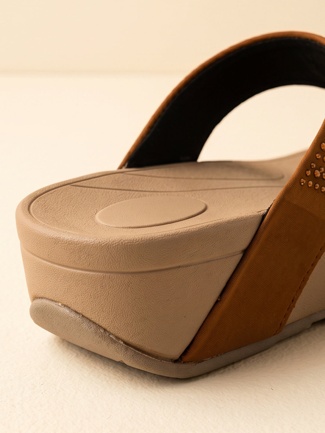 Aira Sandals