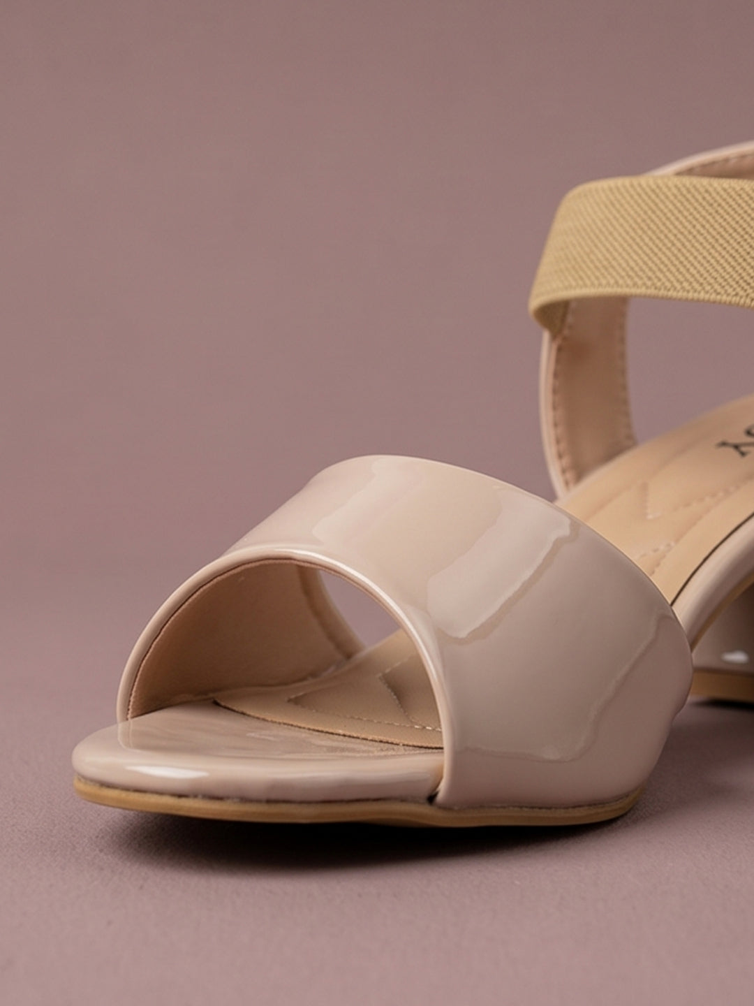 Emma Sandals