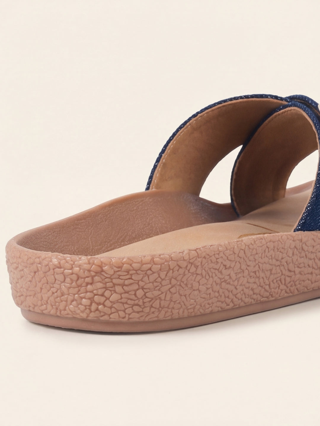 Bleu Flats