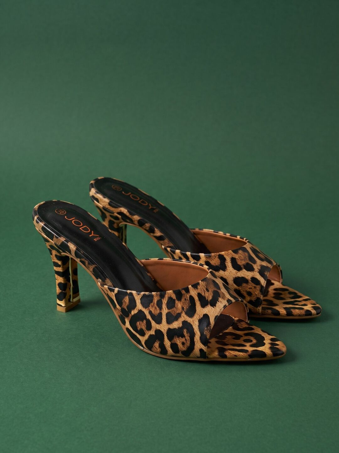 Maven Heels