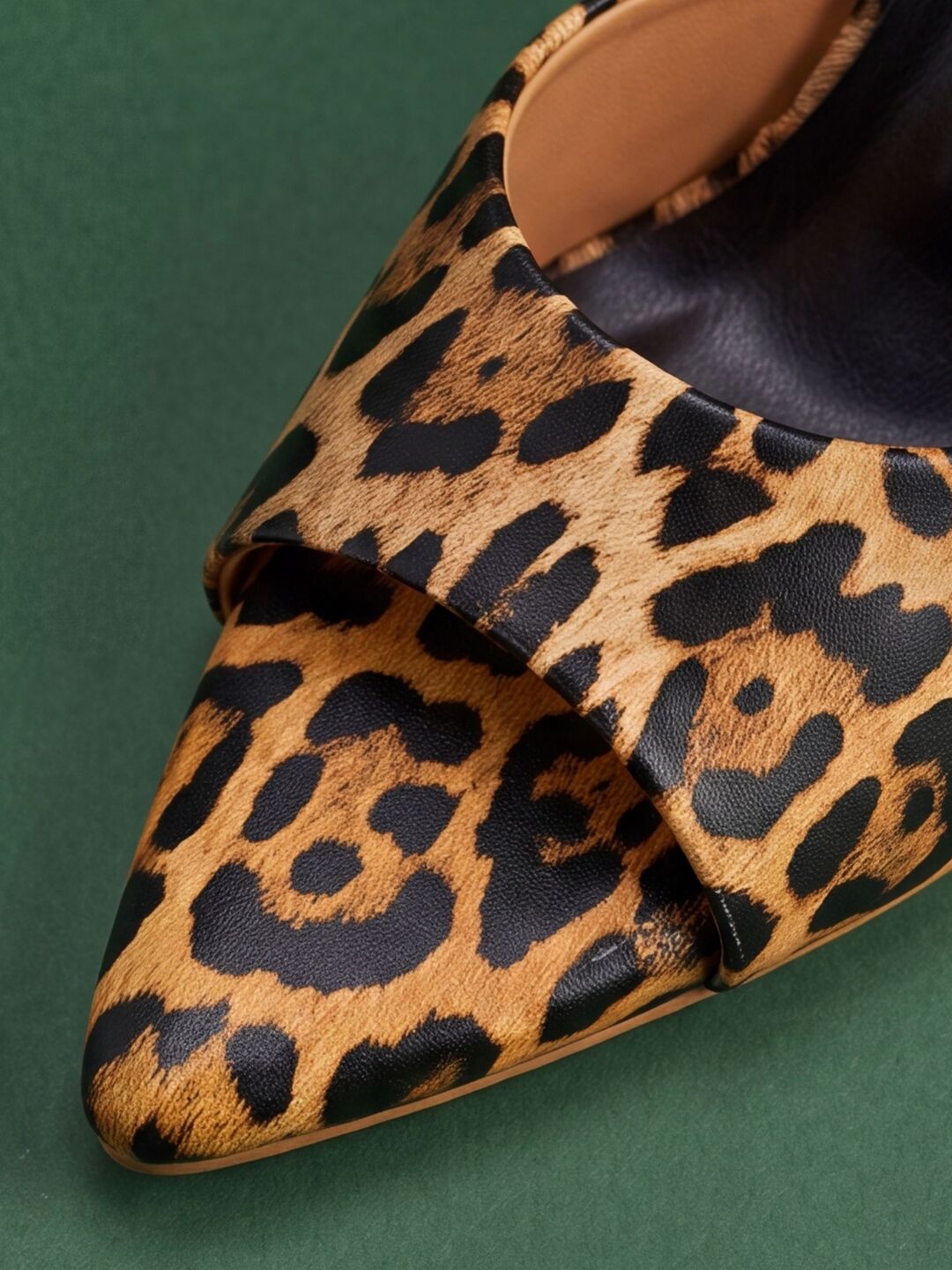 Maven Heels