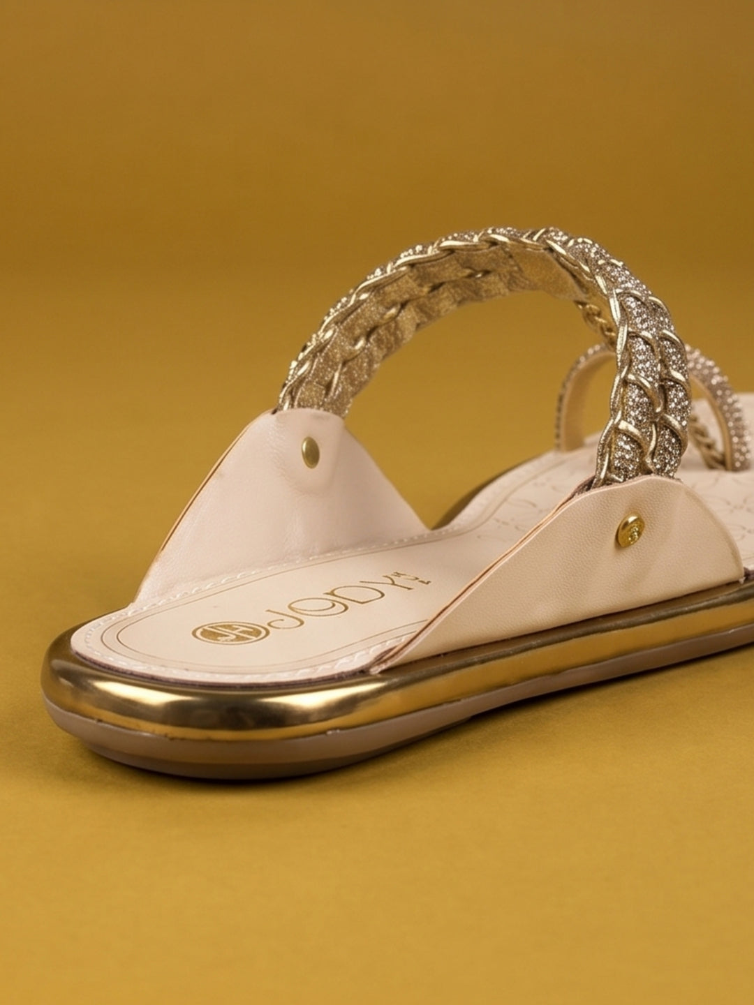 Aarna Flats