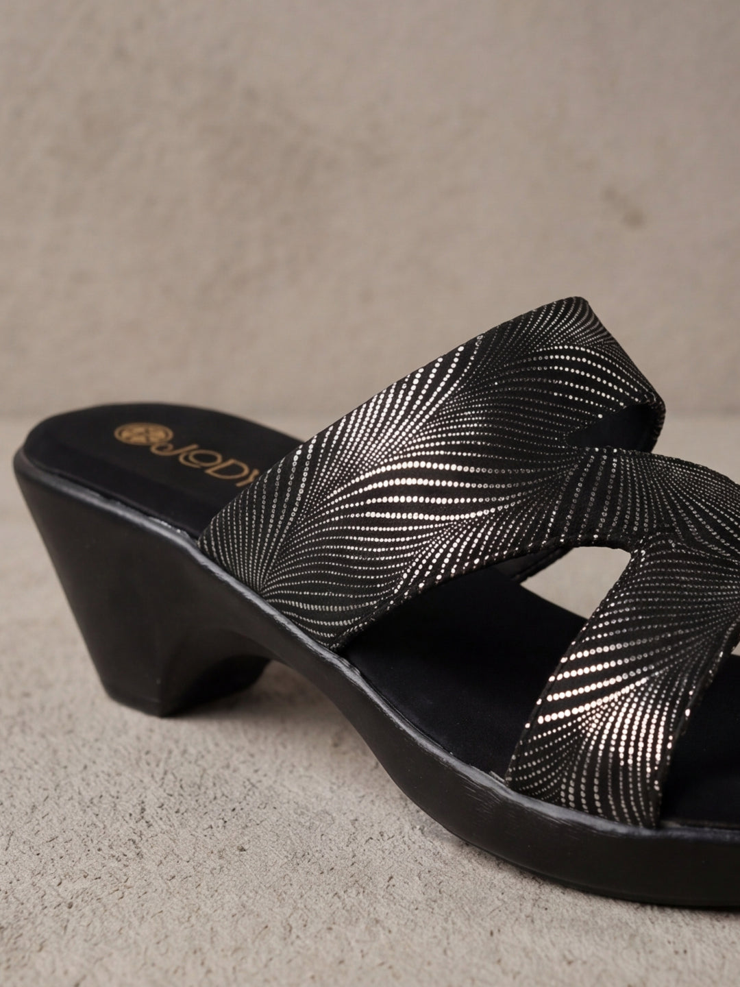 Nayra Sandals