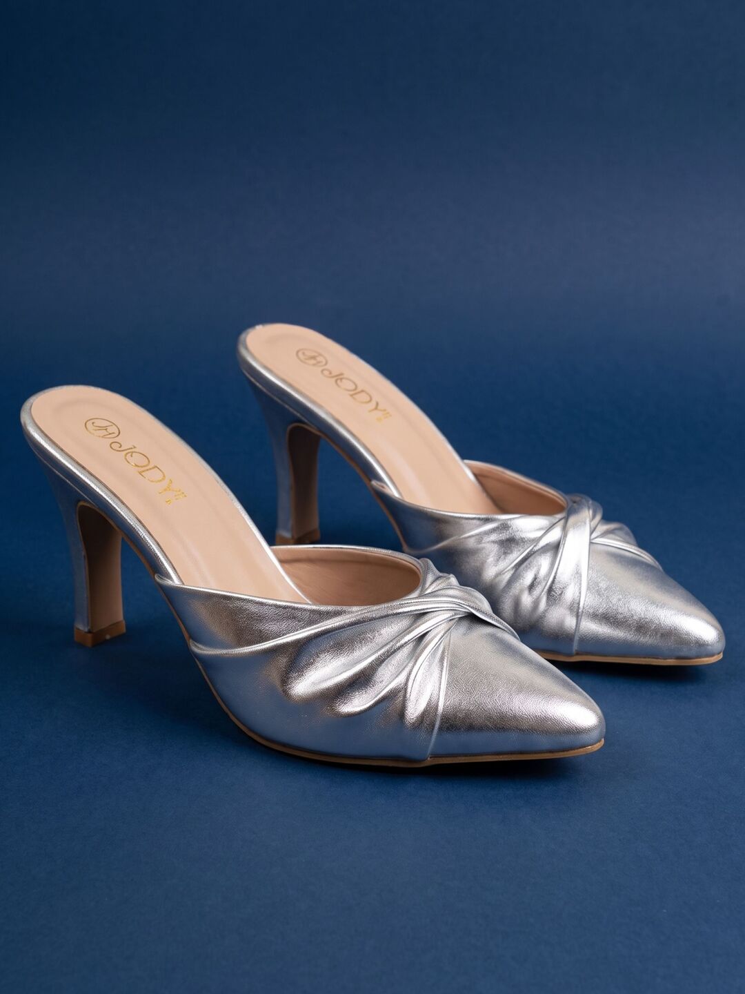 Amelie Heels